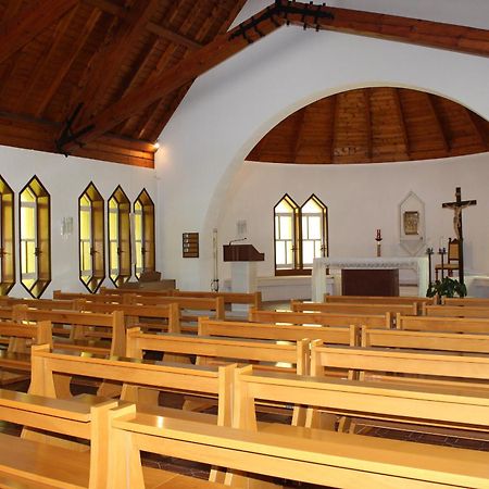 Centro di Spiritualità Maria Candida Armeno Esterno foto